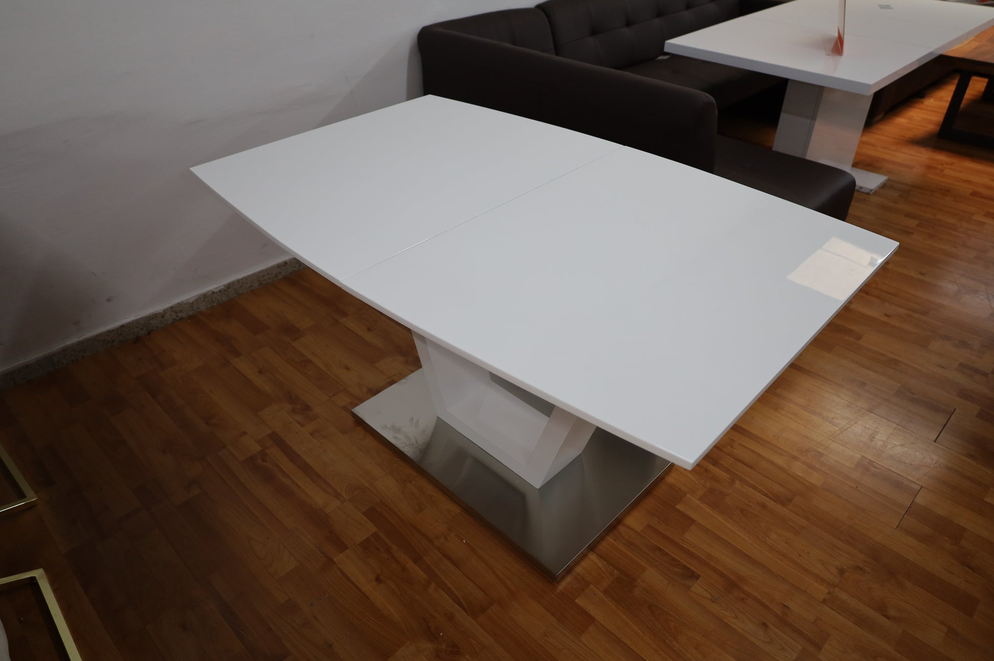 Esstisch Tisch + Hochglanz weiß + Ausziehbar + MCA NICOLO – möbel-outlet-24